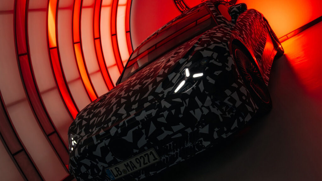 Електромобіль Mercedes-AMG: потужний седан без палива, лише зірки