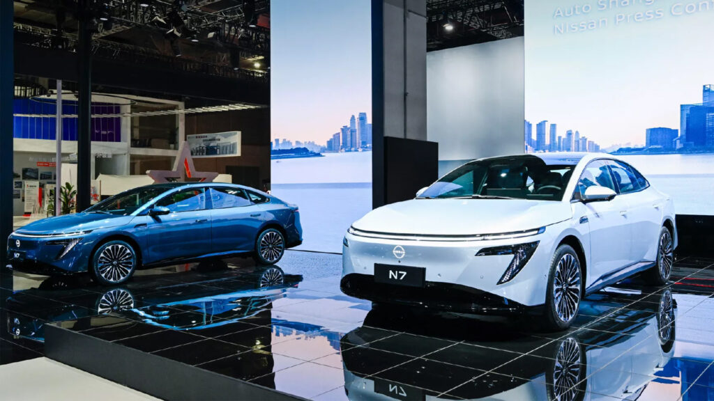 Nissan може спільно використовувати світові виробничі потужності з китайським партнером
