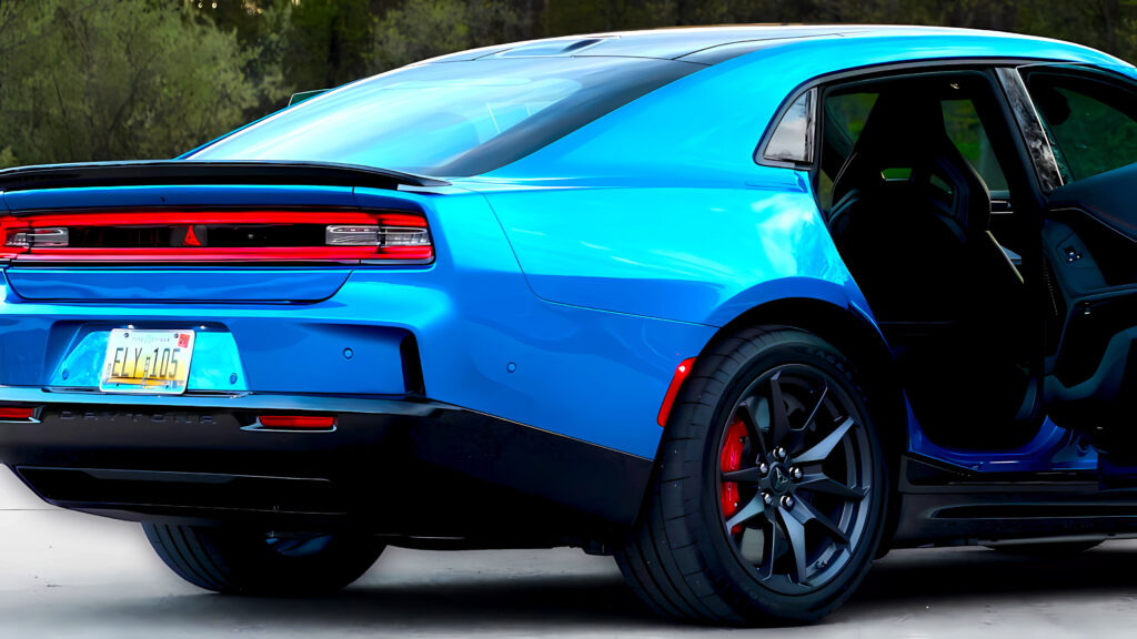 У 2026 році з’явиться седан Charger Daytona з потужністю 670 кінських сил