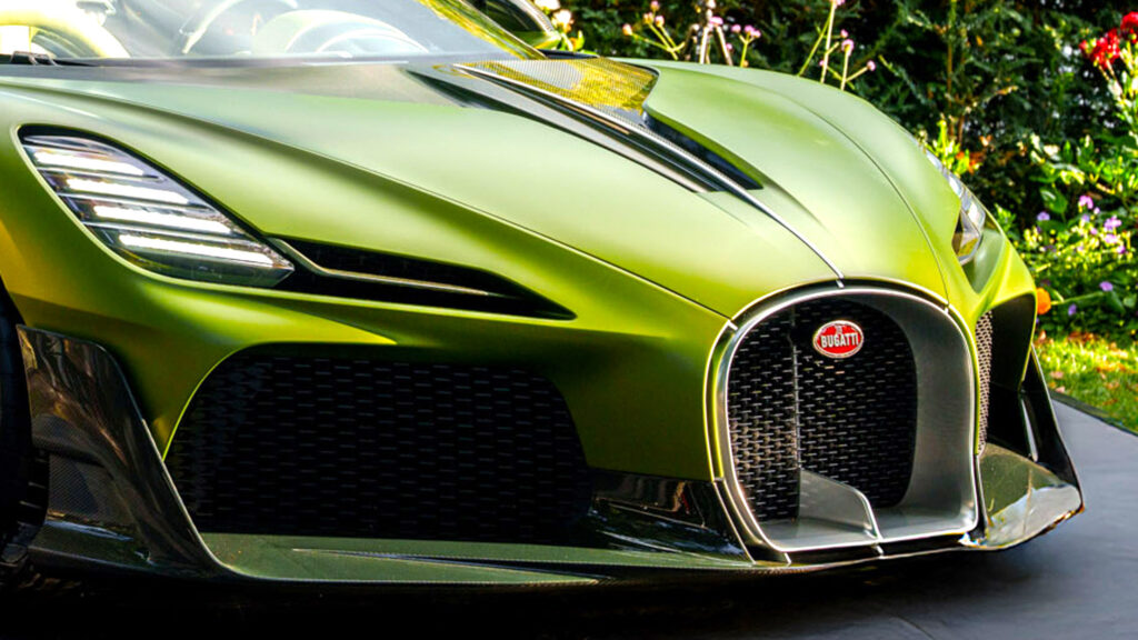 Bugatti Brouillard W16 повертає до життя легендарний Chiron