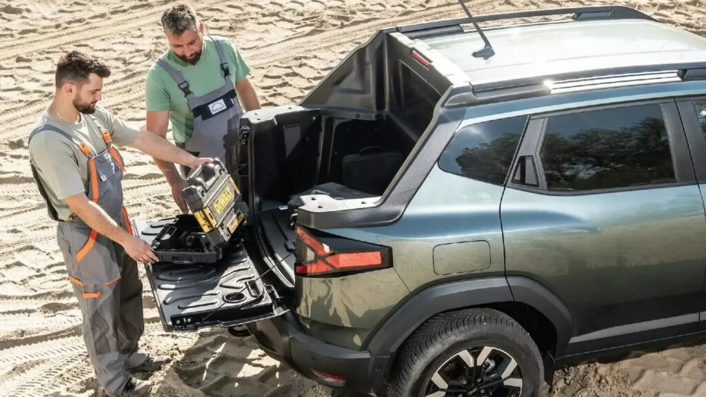 Dacia перетворила Duster на пікап, але забула про вантажну платформу