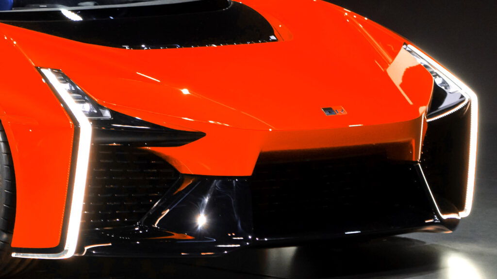 Як Toyota уникне конкуренції між моделями GR Celica та Supra