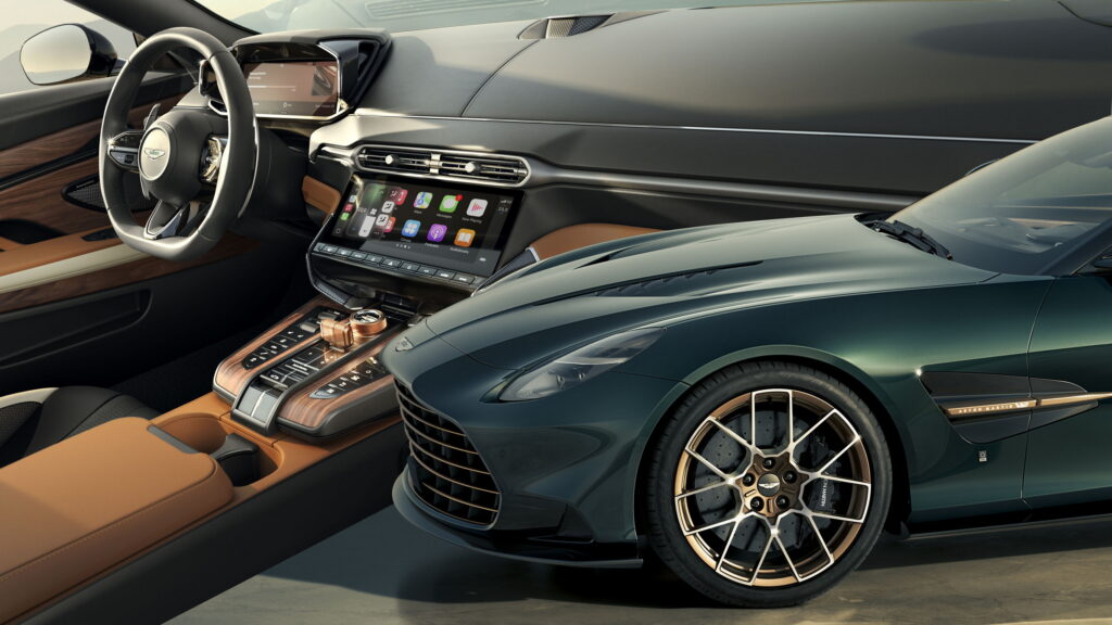 Aston Martin відзначає 60-річчя моделі Volante з розмахом
