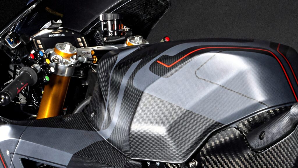 Ducati впроваджує інноваційні акумуляторні технології у своїй електричній мотоциклетній лінійці