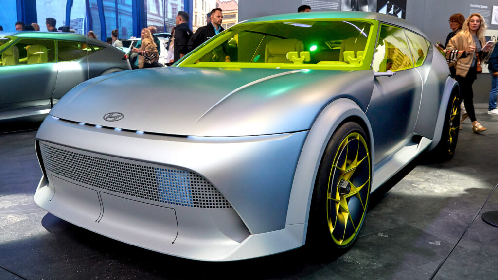 Можливе відродження Veloster у вигляді гарячого хетчбека Ioniq 3 N
