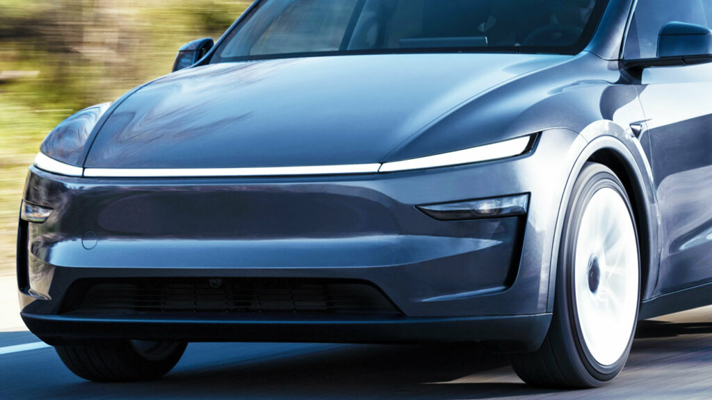 Частка Tesla на ринку електромобілів впала нижче 40%, але компанію це, здається, більше не хвилює