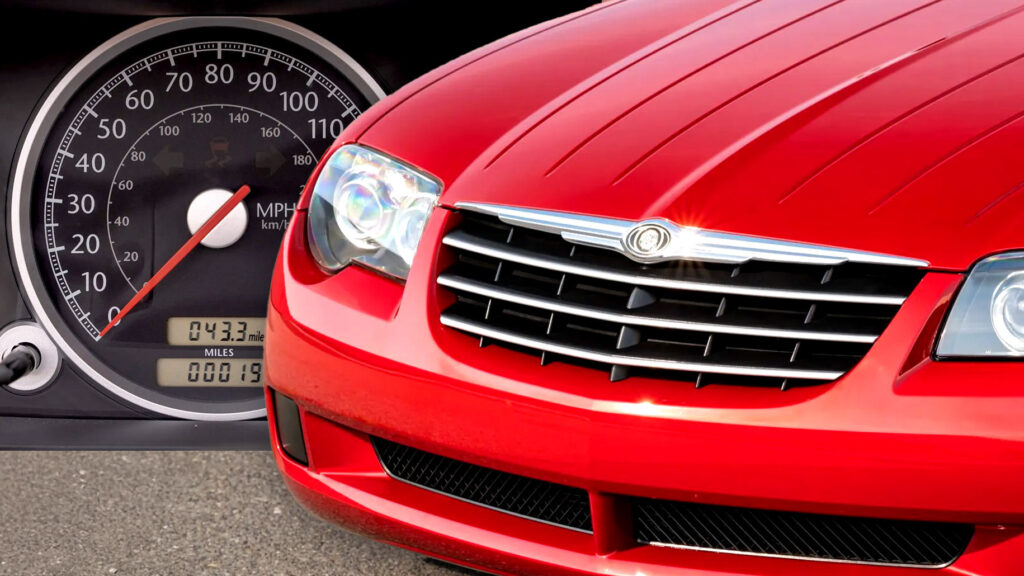 Майже новий Chrysler Crossfire з’явився з дивною особливістю