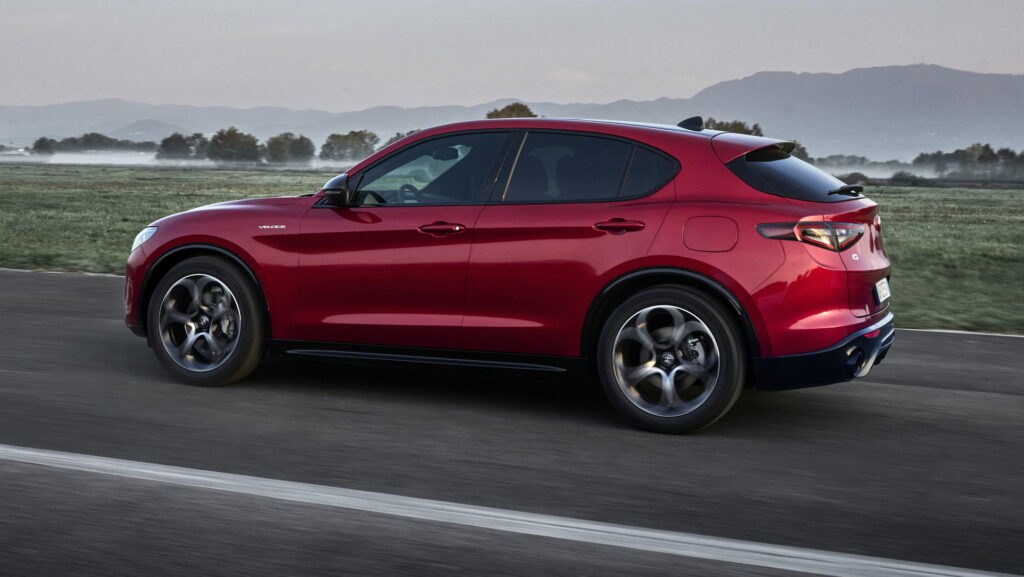 We Were Supposed To Get New Giulia And Stelvio, But Alfa Has Other Plans