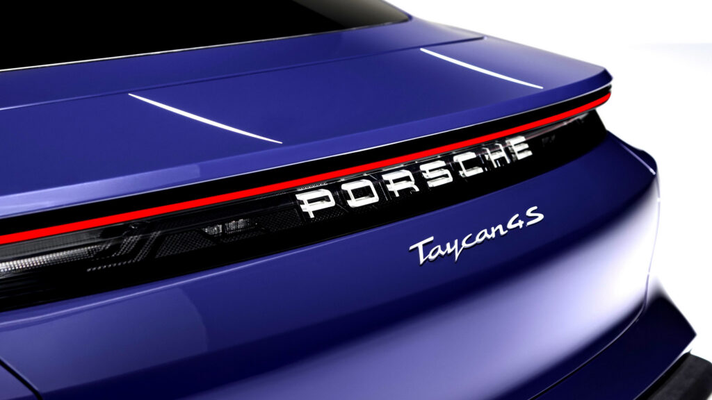 Розгнівані власники подають позов на Porsche через проблему, що не стосується автомобілів