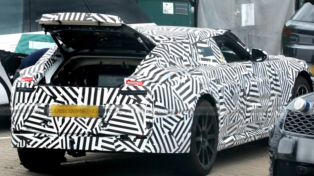 Майбутній спорткар Jaguar позбавлений заднього скла та не розрахований на перевезення вантажів