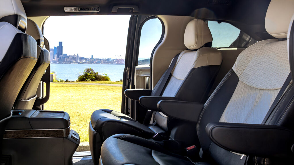 Невелика помилка при зварюванні спричинила серйозні проблеми для Toyota Sienna