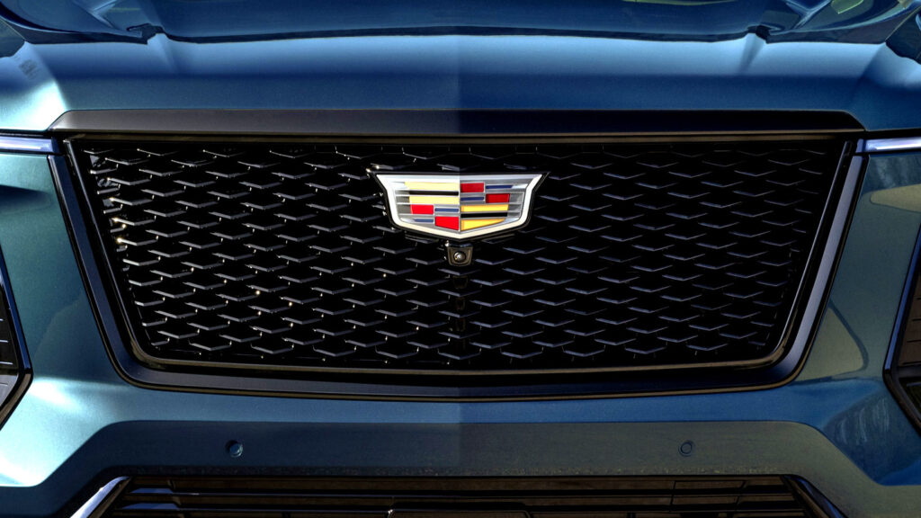 GM інвестує ще півмільярда доларів у виробництво бензинових авто в США