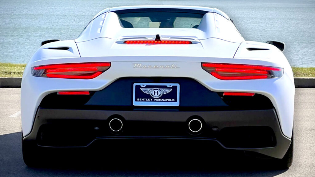 Власник Maserati втратив майже 100 тисяч доларів після поїздки на 255 миль