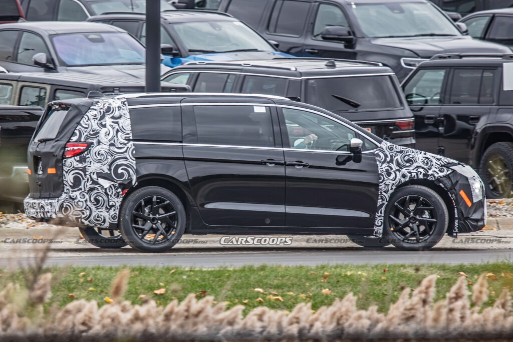 Chrysler’s 2027 Pacifica Is Getting The Halcyon Concept’s Face And Open Sesame Doors