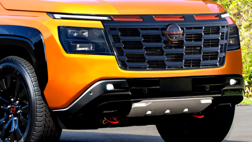 Новий Nissan Navara більше схожий на Mitsubishi, ніж на Nissan