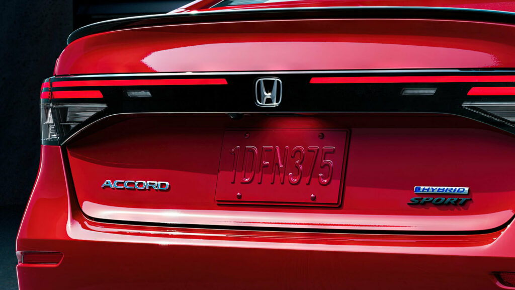 Понад чверть мільйона власників Honda можуть раптово втратити живлення автомобіля