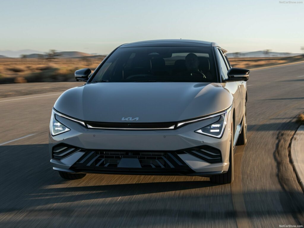  The 2026 Kia EV6 GT-Line Still Feels Great Yet Something’s Missing | Review