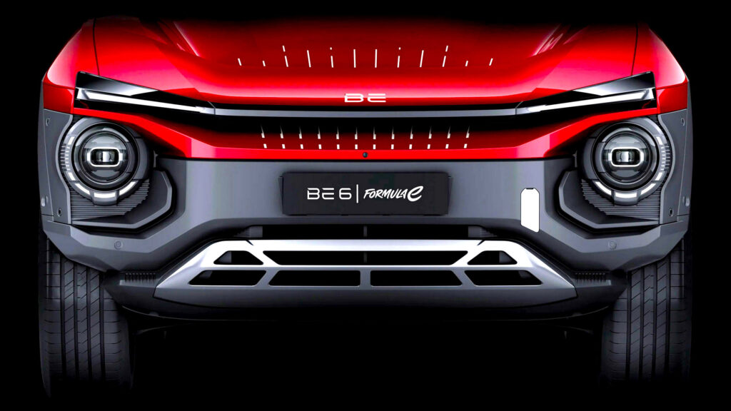 Автомобіль Mahindra для Формули Е виглядає більше як модель для Дакару, ніж для перегонів