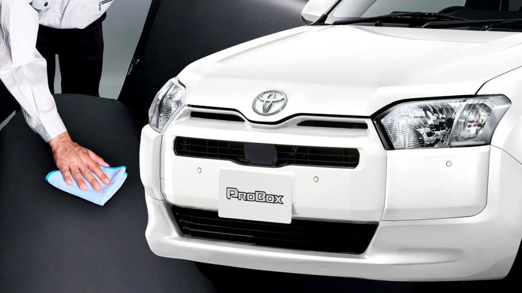 Тойота продовжує реалізовувати універсал за $12 тисяч, немов це 2002 рік, і це нікого не бентежить