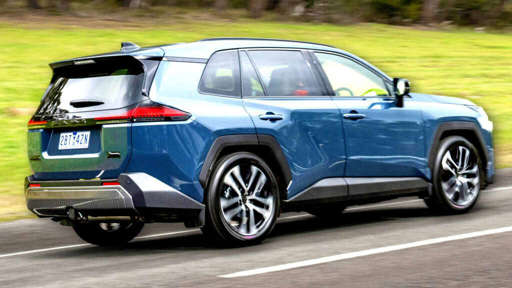 Зростання ціни на Toyota RAV4 2026 року в Австралії на $4000 викликало занепокоєння в США