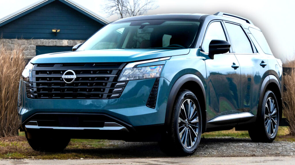 Nissan підвищив вартість Pathfinder та додав кілька несподіванок