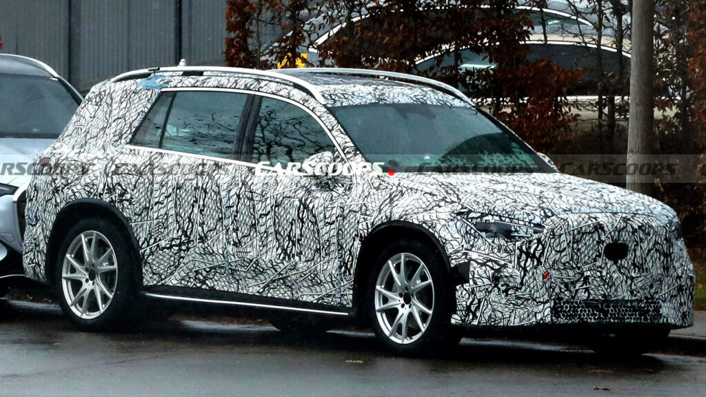 Новий Mercedes GLC EQ тепер пропонує більше двох рядів сидінь