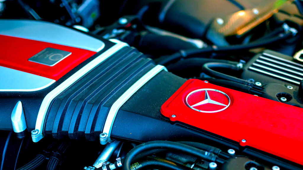 ЄС поступився, і автомобілі з ДВЗ отримали продовження життя