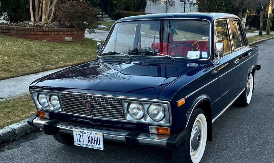 В Америці виставили на аукціон старий Жигуль із дуже красномовним номером (фото)