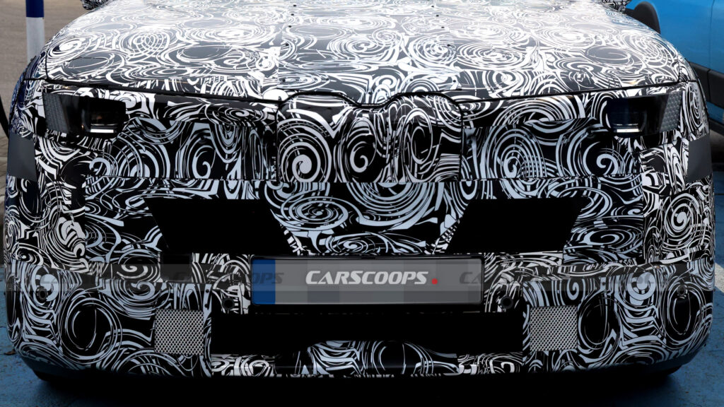 Новий компактний кросовер BMW розкриває всі свої таємниці