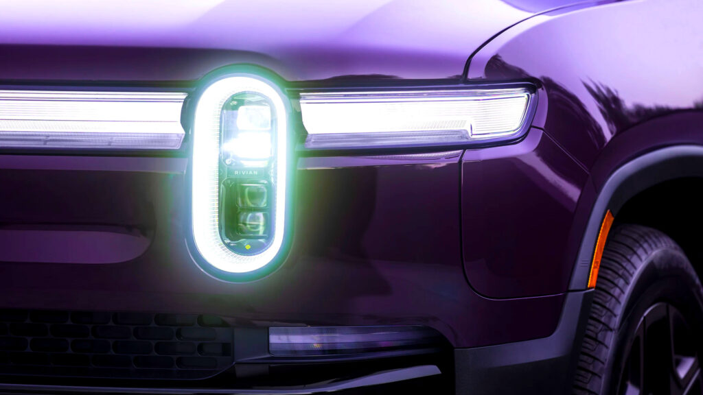 Rivian представив новий відтінок “сливового безумства” з додатковими особливостями