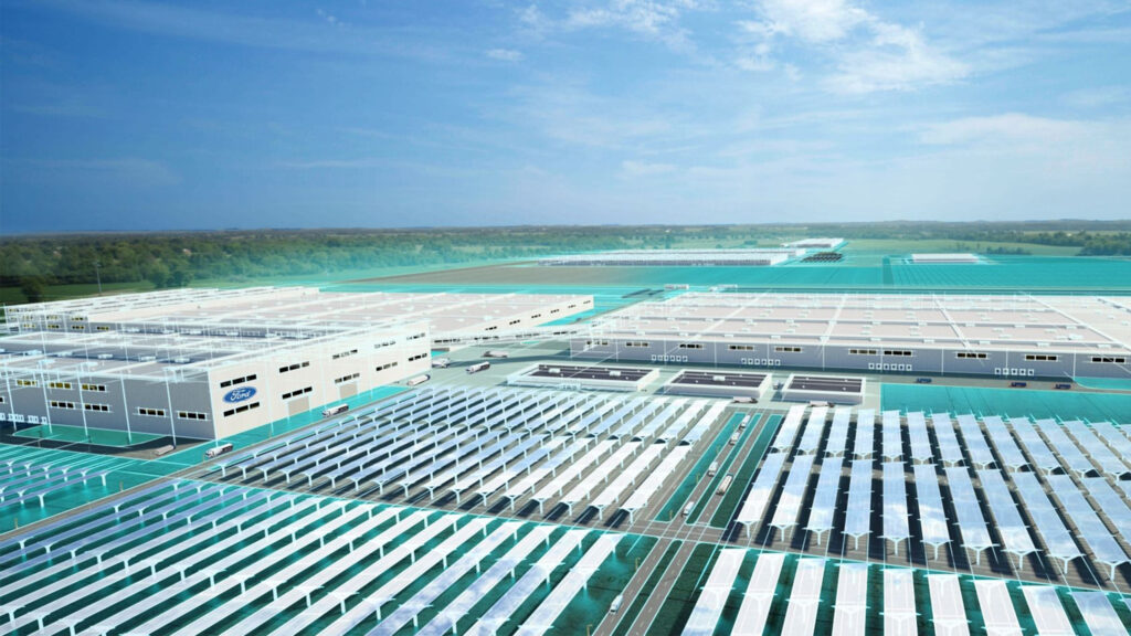 Форд отримав позику, збудував завод для акумуляторів електромобілів, і тепер все розвалюється