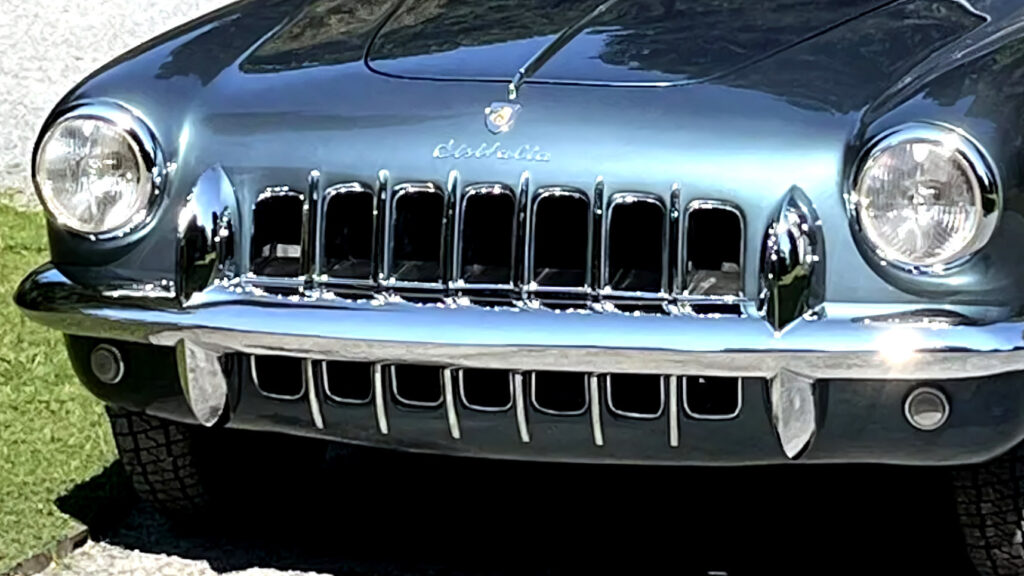 Цей чудовий прототип ледь не став першим справжнім спортивним автомобілем Ford