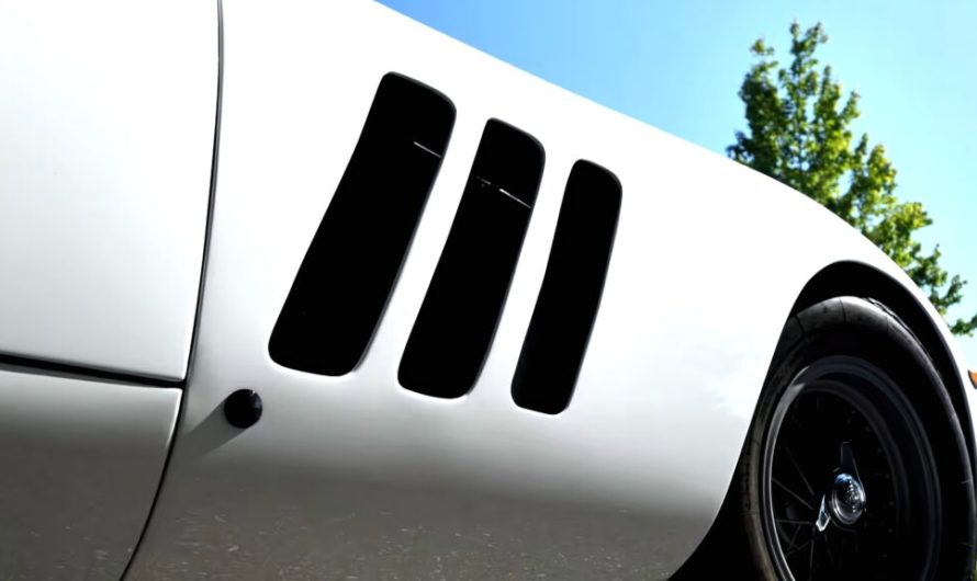 Найцінніший автомобіль у світі виставлений на продаж