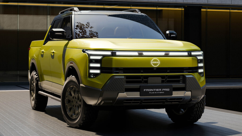 Nissan Frontier та китайський аналог