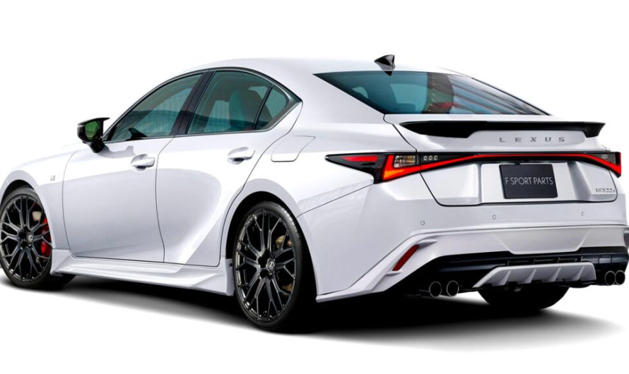 Оновлена модель Lexus IS від Японії отримала унікальну особливість