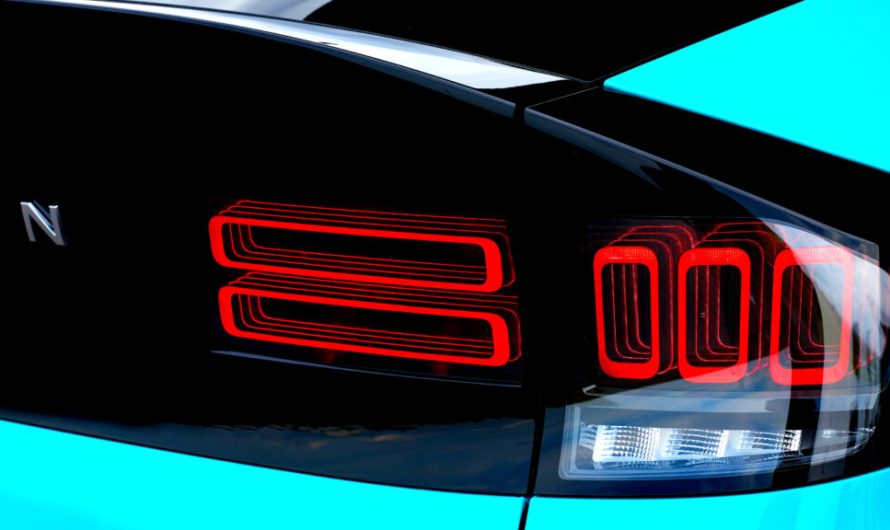 У четвертому кварталі Nissan вперто втратив лідерство на японському ринку електромобілів