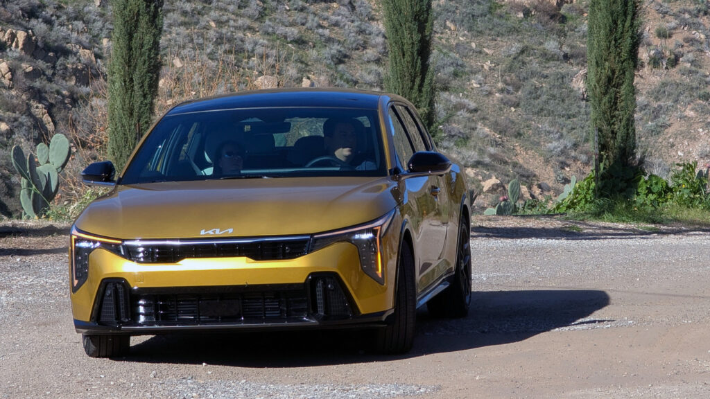  Before You Buy A Small SUV, Look At Kia’s 2026 K4 Turbo Hatch First | Review