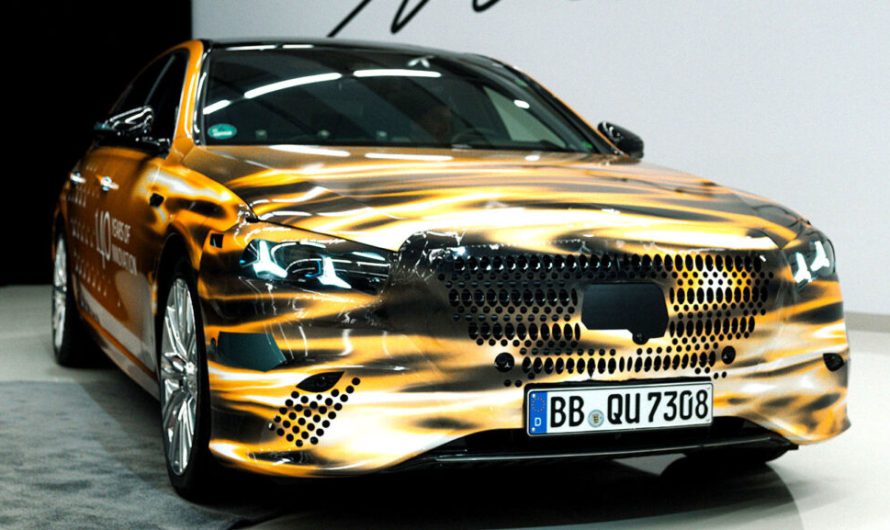 Mercedes заявляє, що оновлена S-клас 2027 року є практично новим автомобілем, а не просто рестайлінгом