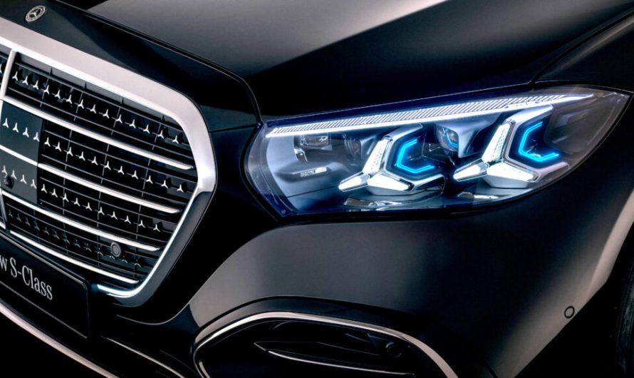 Новий S-клас освітлює простір розміром з шість футбольних полів за допомогою 50 тисяч світлодіодів