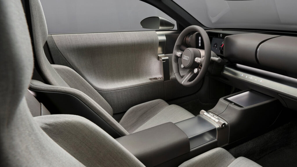 Концепт Audi C збоку