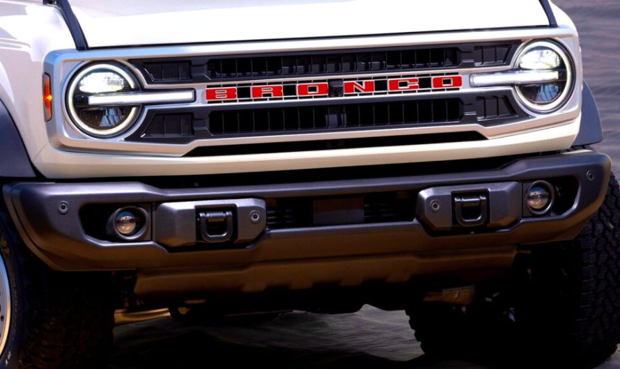 Ford настійно радить майже півмільйона власників авто не користуватися підігрівачами двигуна в розпал зими