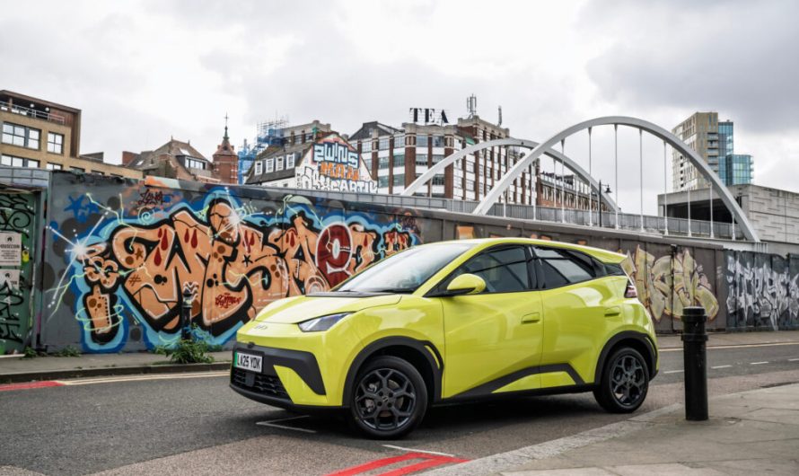 Трамп попереджає про суворі заходи проти Канади через угоду з Китаєм