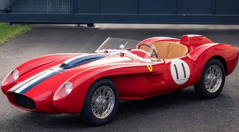 Дитячу машинку Ferrari Testa Rossa J продали за ціною справжнього суперкара (фото)