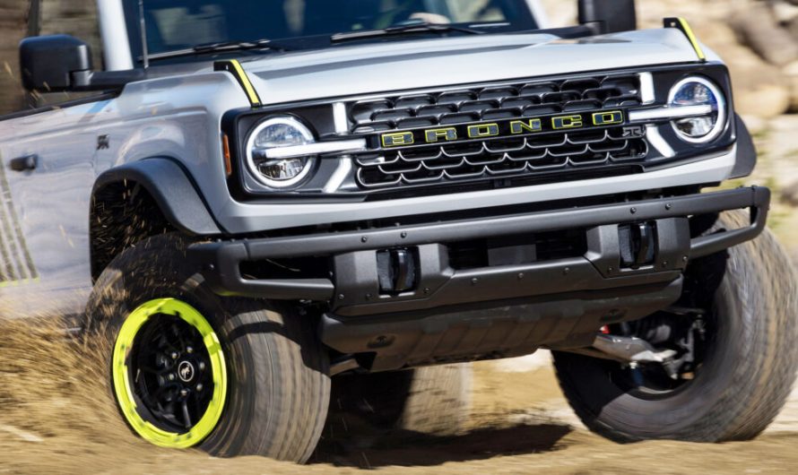 Бронко RTR від Форда видає звук, схожий на Рептора, проте не має його потужності