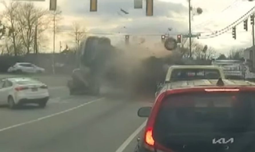 83-річний водій врізався у сім автомобілів, перевищивши дозволену швидкість на 100 км/год