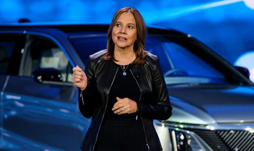 Барра грає на обидва боки з електромобілями, на випадок змін у Білому домі