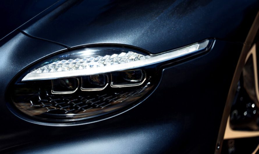 Новий Bentley GT S здатний на дрифт, рев двигуна та 50 миль на електриці