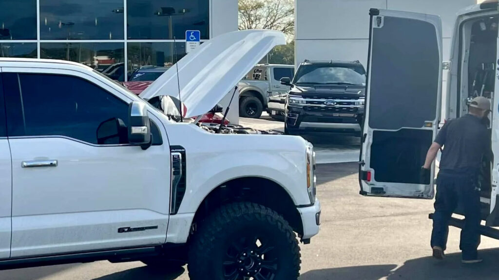 Технік Chevrolet