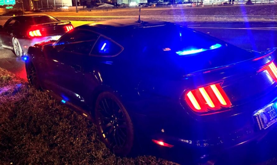 Підліток на Мустангі розігнався до 154 миль/год, але поліцейська машина виявилася не менш швидкою