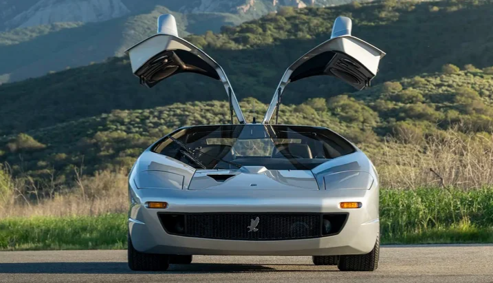 Isdera Imperator 108i